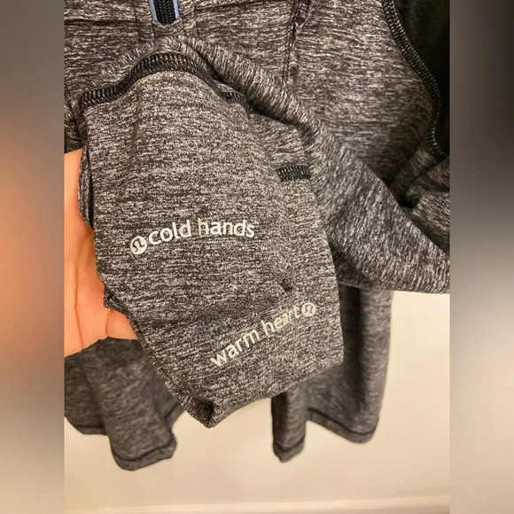 Lululemon Run Your Heart Out Pullover Heathered Black Size 10 - Picture 5 of 9